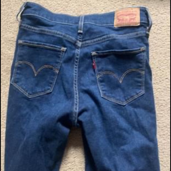 Levi jeans 720s - Picture 3 of 3